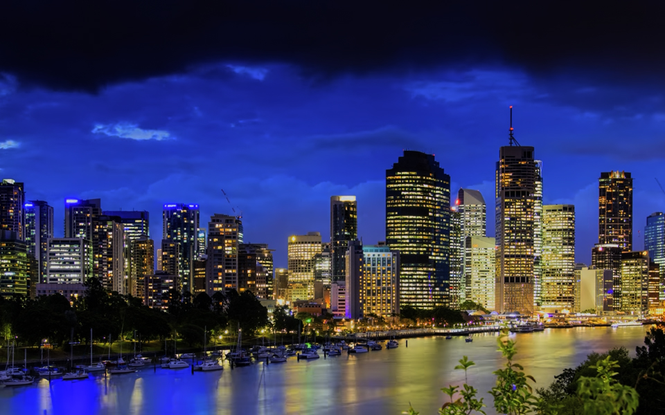 Blick auf die Skyline einer Stadt in Australien